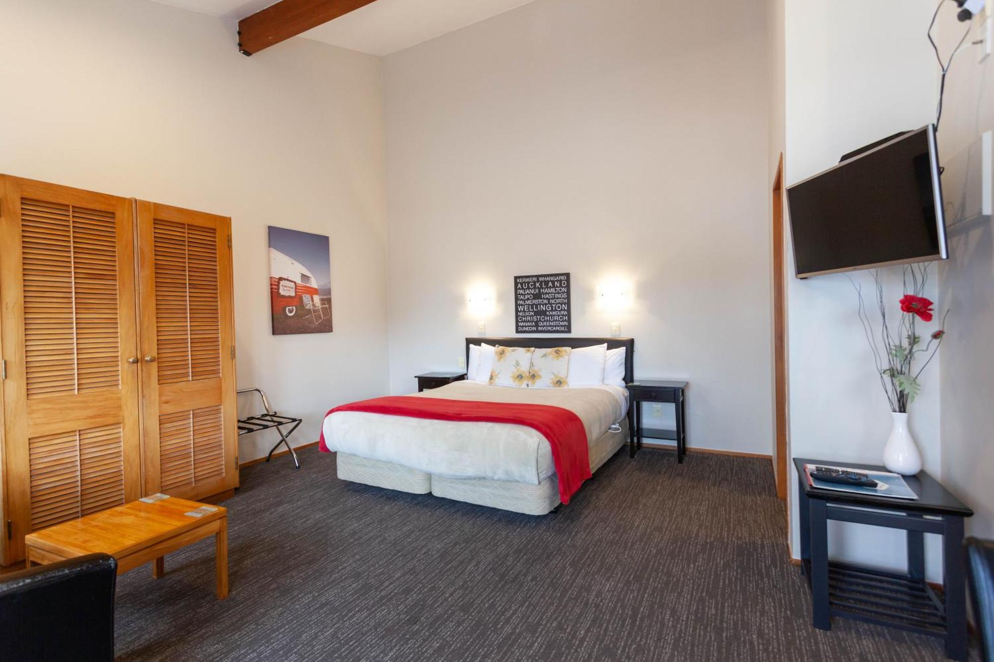 캐스케이드 레이크프런트 모텔 타우포 호 객실 사진 A room at the hotel